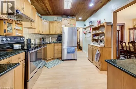 12 Leinster Avenue South Hamilton ON L8M 3A1