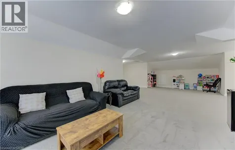 285 Sedgewood Street Kitchener ON N2P 0G6