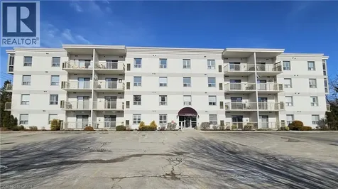 12 St Andrew Street Port Dover ON N0A 1N1