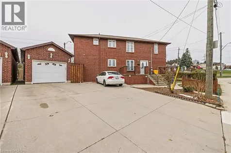107 Horning Drive Hamilton ON L9C 6L2