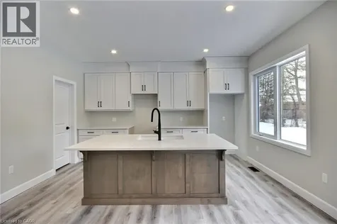 16 Roberts Street North Seaforth ON N0G 1B0