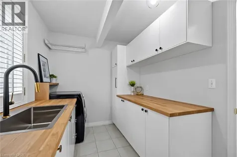 1 Brown Avenue Cambridge ON N1R 5S3