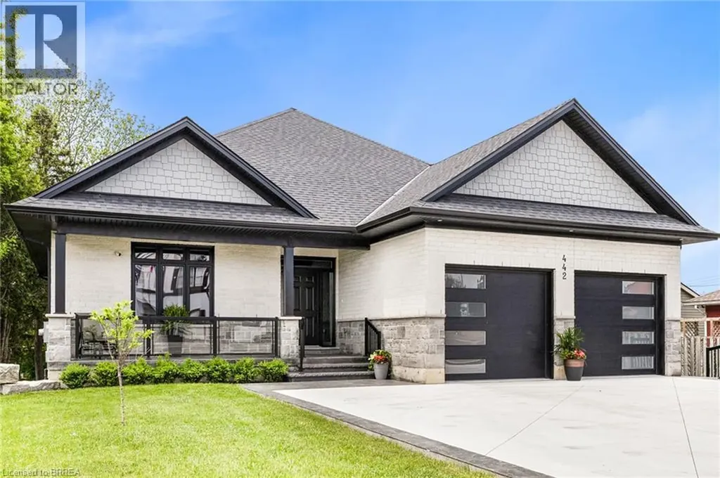 442 James Street Delhi ON N4B 2C1