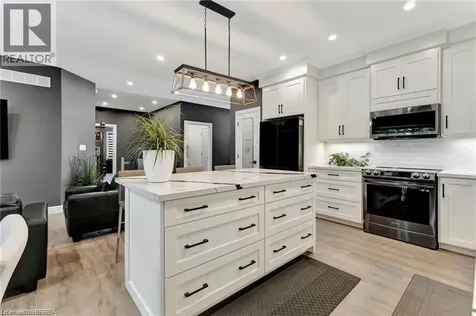 442 James Street Delhi ON N4B 2C1