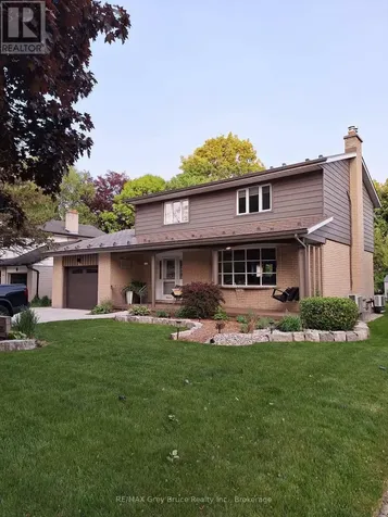74 Inwood Crescent Kitchener ON N2M 2M1