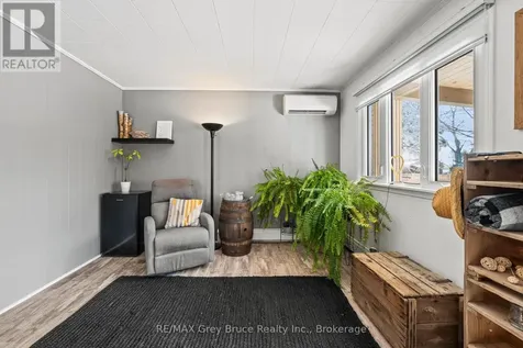 74 Inwood Crescent Kitchener ON N2M 2M1
