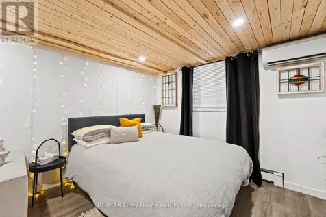 74 Inwood Crescent Kitchener ON N2M 2M1