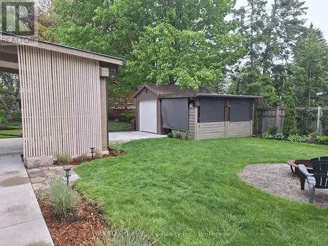 74 Inwood Crescent Kitchener ON N2M 2M1