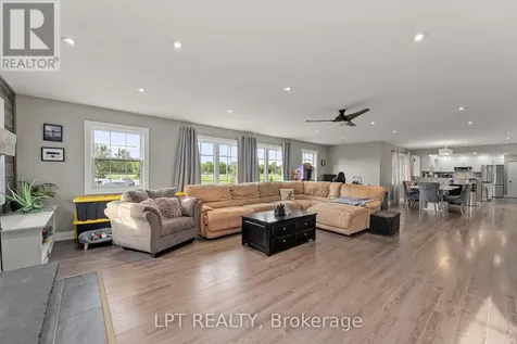 1109 Ravenshoe Road East Gwillimbury ON L9P 1R2