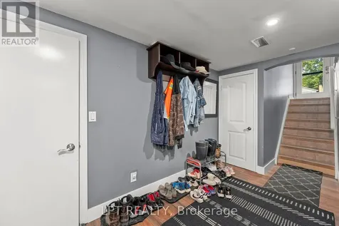 1109 Ravenshoe Road East Gwillimbury ON L9P 1R2