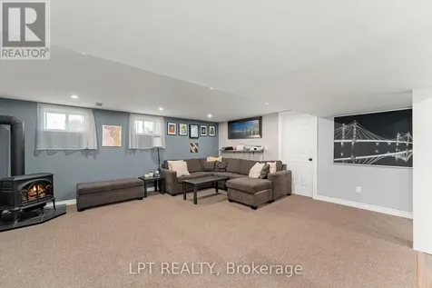 1109 Ravenshoe Road East Gwillimbury ON L9P 1R2