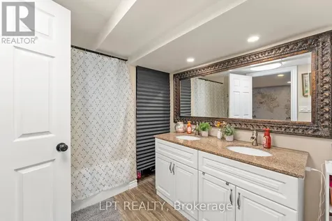 1109 Ravenshoe Road East Gwillimbury ON L9P 1R2