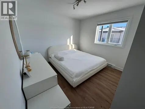 1352 Diamond Street Rockland ON K4K 0M6
