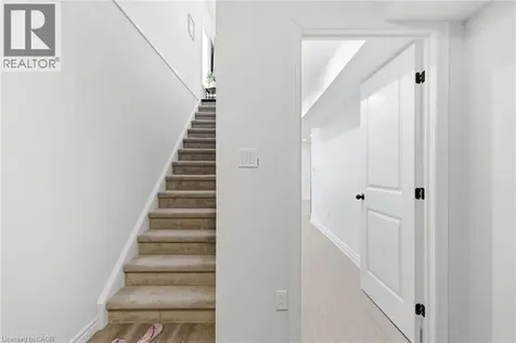 59 Monarch Woods Drive Kitchener ON N2P 0K1