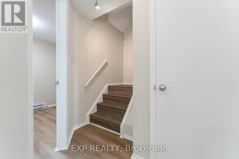 802 St. Andre Drive Ottawa ON K1C 4R3