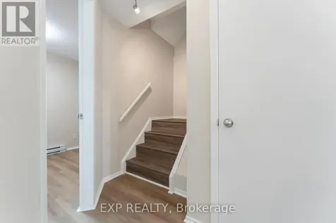 802 St. Andre Drive Ottawa ON K1C 4R3