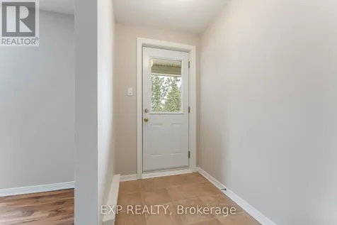 802 St. Andre Drive Ottawa ON K1C 4R3