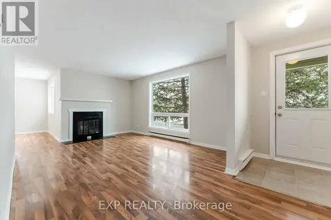 802 St. Andre Drive Ottawa ON K1C 4R3