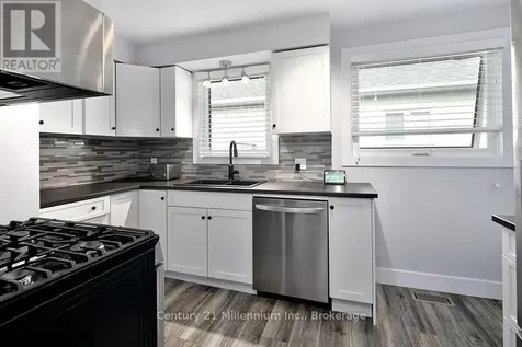 20 Leslie Drive Collingwood ON L9Y 4P2