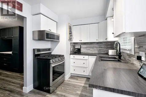20 Leslie Drive Collingwood ON L9Y 4P2