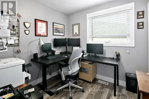 20 Leslie Drive Collingwood ON L9Y 4P2