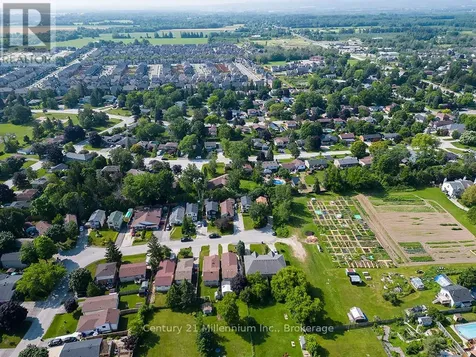 20 Leslie Drive Collingwood ON L9Y 4P2