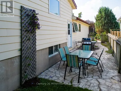 20 Leslie Drive Collingwood ON L9Y 4P2