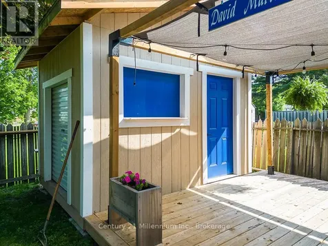 20 Leslie Drive Collingwood ON L9Y 4P2
