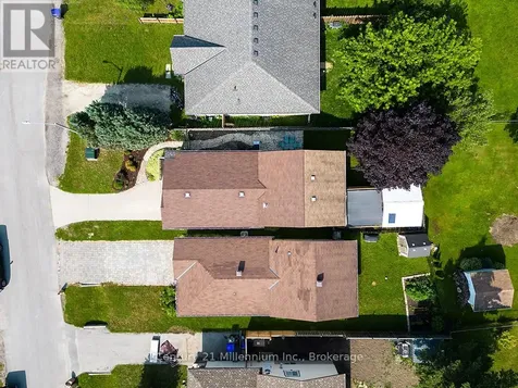 20 Leslie Drive Collingwood ON L9Y 4P2