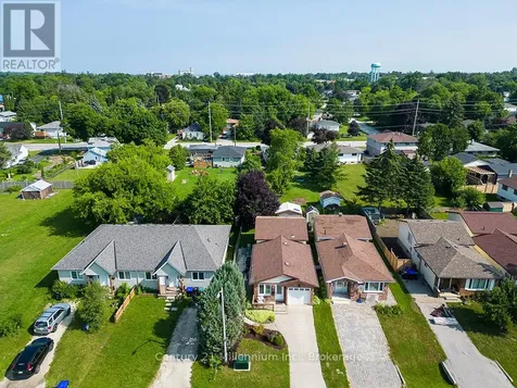 20 Leslie Drive Collingwood ON L9Y 4P2