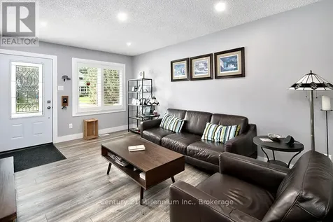 20 Leslie Drive Collingwood ON L9Y 4P2