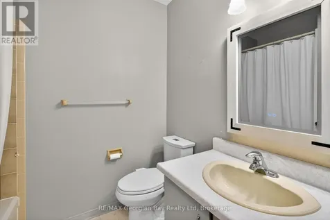 1032 Dominion Avenue Midland ON L4R 1S9