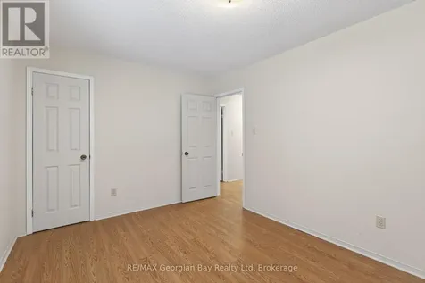 1032 Dominion Avenue Midland ON L4R 1S9