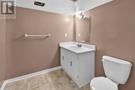 1032 Dominion Avenue Midland ON L4R 1S9
