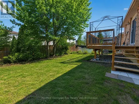 1032 Dominion Avenue Midland ON L4R 1S9