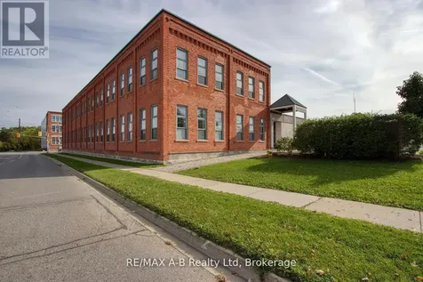 342 Erie Street Stratford ON N5A 2N4