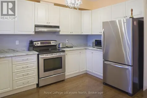 11 Wally Drive Wasaga Beach ON L9Z 0E4