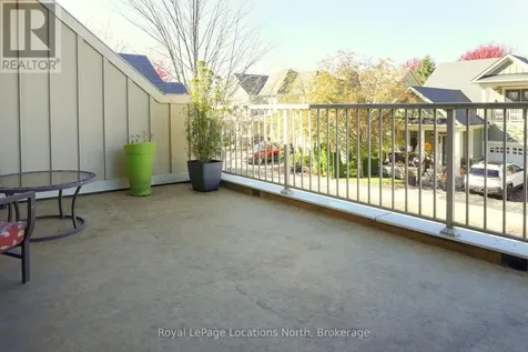 11 Wally Drive Wasaga Beach ON L9Z 0E4