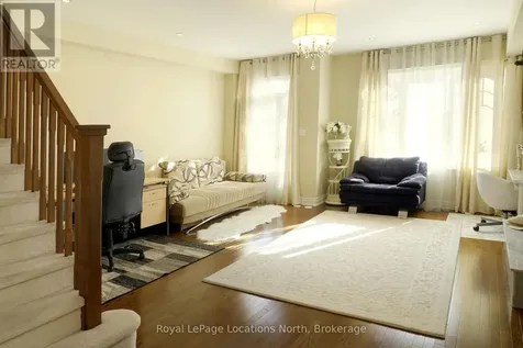 11 Wally Drive Wasaga Beach ON L9Z 0E4