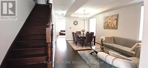 2640 Sapphire Drive Pickering ON L1X 0H3