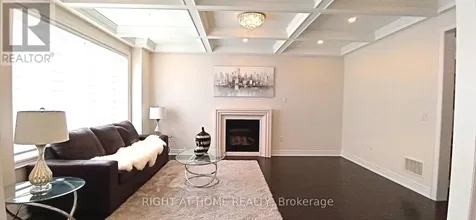 2640 Sapphire Drive Pickering ON L1X 0H3