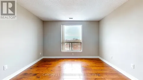 172 Eighth Street Collingwood ON L9Y 4T2