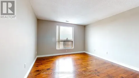 172 Eighth Street Collingwood ON L9Y 4T2