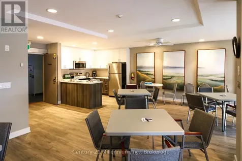 172 Eighth Street Collingwood ON L9Y 4T2
