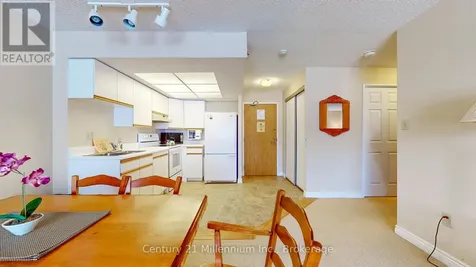 172 Eighth Street Collingwood ON L9Y 4T2