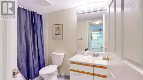 172 Eighth Street Collingwood ON L9Y 4T2