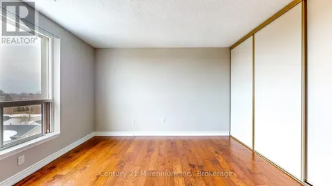 172 Eighth Street Collingwood ON L9Y 4T2
