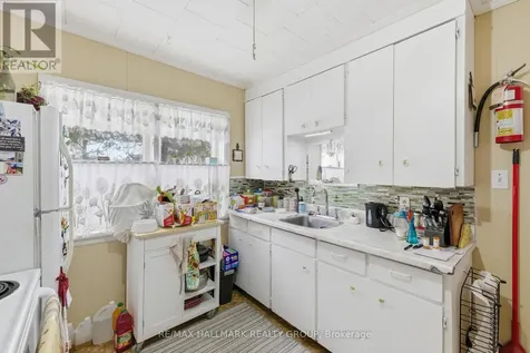 229 Gore Street East Perth ON K7H 1K6