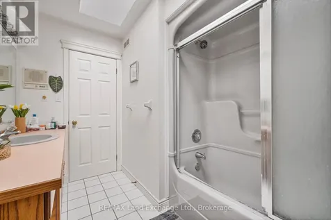 750 Mcpherson Crescent Kincardine ON N2Z 1M4