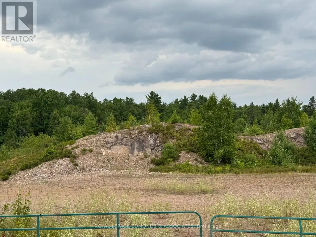 705 Rantz Road Petawawa ON K8H 2W8